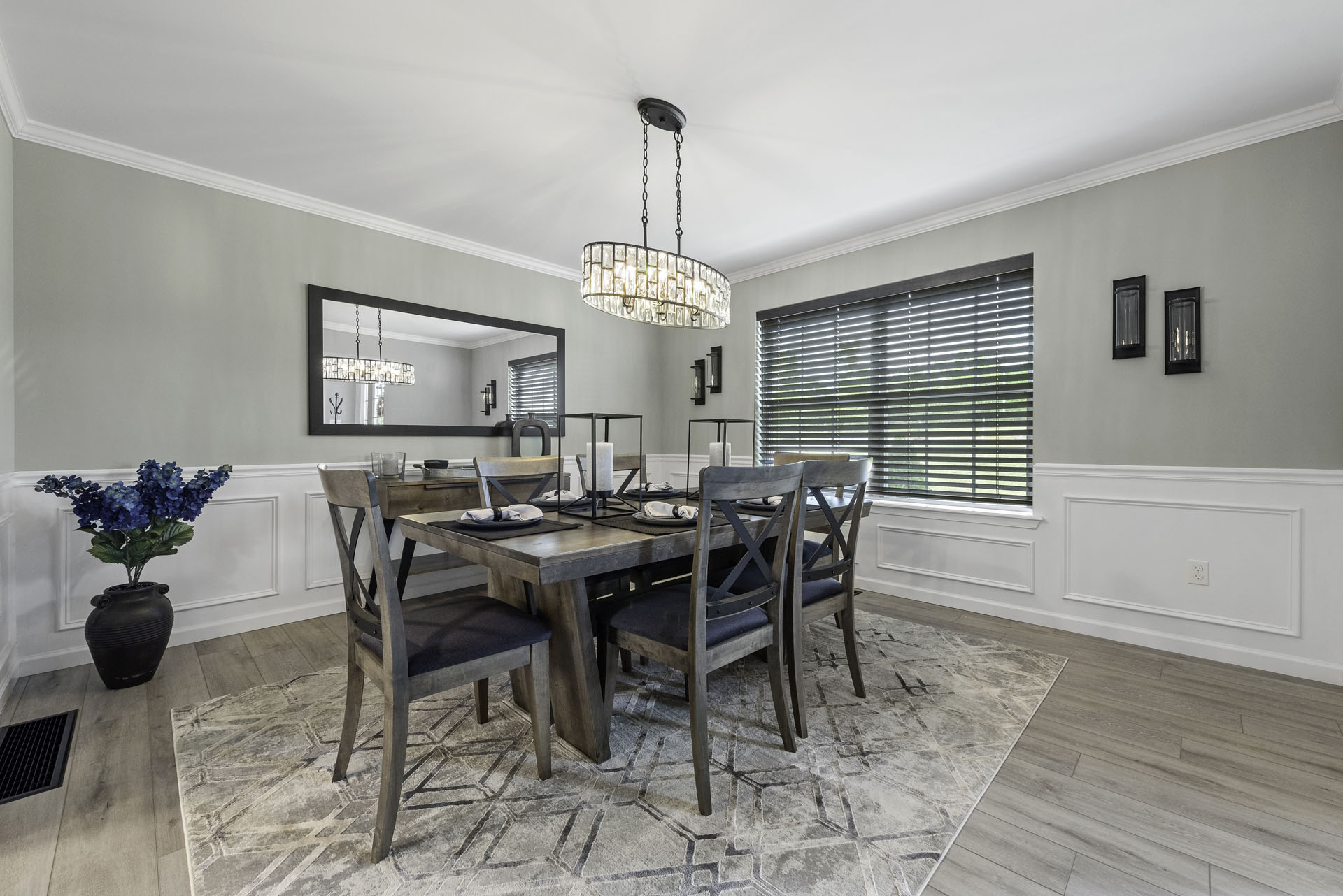 Pictures of the Interior of Houses